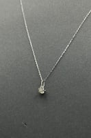 عقد الماس وزن الذهب : 1.16 جرام وزن الألماس : 0.30...