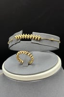 طقم ذهب للخطوبة عيار 18 وزن 25.3 جرام