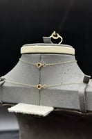 طقم مسمار ذهب تصميم الماس عيار 18 وزن 2.2 جرام