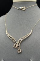 طقم ذهب عيار 18 أجنحة الأناقة وزن 5 جرام