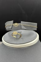 طقم وردات ذهب صافي عيار 21 وزن 4.5 جرام