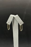 حلق ذهب صافي عيار 18 وزن 0.5 جرام