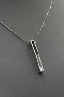 عقد مستطيل مع فصوص ملونة ذهب تصميم الماس