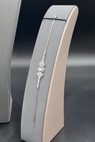 طقم ذهب ابيض شال موديل الماس عيار 18 وزن 30.15 جرا...