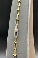 إسوارة جنزير ذهب عيار 18 ألماس لين وزن 8.5 جرام بت...