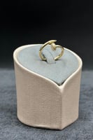 خاتم مسمار ذهب تصميم الماس عيار 18 وزن من 1.7 الى...