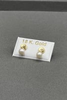 حلق طبي ذهب مع لؤلؤ تصميم الماس عيار 18