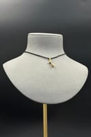 تعليقة كعب ذهب تصميم الماس عيار 18 وزن 2.2 جرام