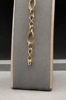 اسوارة دوائر ذهب صافي عيار 18 وزن 3.9 جرام