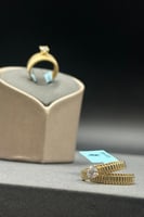 دبله توينز ذهب تصميم الماسي لأطلالة فاخرة