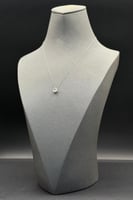 عقد الماس وزن الذهب : 0.84 جرام وزن الألماس : 0.05...