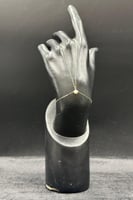 كف ذهب مع لؤلؤ عيار 18 وزن من 0.5 الى 0.6 جرام