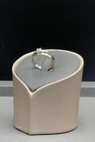 خاتم ذهب تصميم الماس عيار 18 وزن 1.6 جرام