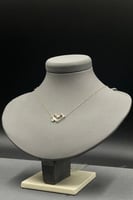 عقد حب ذهب على شكل قلب الحجم الصغير