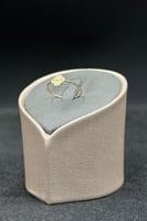 خاتم وردة ذهب صافي عيار 18 وزن من 0.4 الى 0.5 جرام