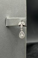 طقم ذهب أبيض عيار 18 نغمة الصفاء وزن 9.5 جرام