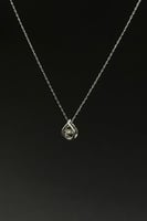 عقد الماس وزن الذهب : 0.77 جرام وزن الألماس : 0.05...