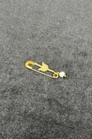 بروش اطفال فراشة ذهب مع صدف ابيض عيار 21 وزن 0.7 ج...