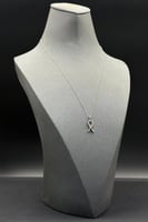 عقد الماس وزن الذهب : 1.3 جرام وزن الألماس : 0.12...