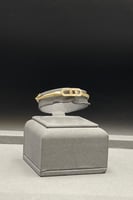 اسوارة مع خاتم ذهب شكل المستطيل تصميم الماس