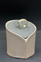 دبلة وردة ذهب تصميم الماس عيار 18 وزن من 1.7 الى 1...