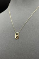 عقد مستطيل ذهب مطفي تصميم الماس عيار 18 وزن من 0.8...