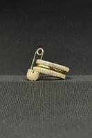 دبلة مشبك ذهب تصميم الماس عيار 18 وزن 5.6 جرام