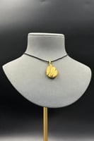 تعليقة امواج ذهب صافي عيار 21 وزن 5.2 جرام