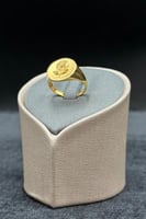 خاتم وردة ذهب صافي عيار 21 وزن 2.45 جرام