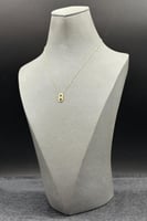 عقد مستطيل ذهب مطفي تصميم الماس عيار 18 وزن من 0.8...