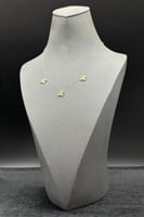 شوكر وردات ذهب تصميم الماس عيار 18 وزن 1.2 جرام