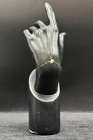 كف ذهب مع لؤلؤ عيار 18 وزن من 0.7 الى 0.8 جرام