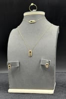 طقم ذهب ناعم عيار 18 إطار الذوق وزن 2.9 جرام