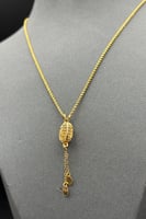 عقد ذهب صافي عيار 21 وزن 2.5 جرام