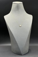 عقد شمس ذهب تصميم الماس عيار 18 وزن من 0.6 الى 0.7...