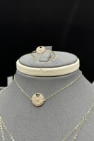 طقم دورين ذهب عيار 18 تناغم الدائرتين وزن 3.4 جرام