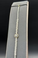 اسوارة لؤلؤ مع ذهب فص ملون عيار 18 وزن 0.8 جرام