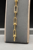 اسوارة قلب مع فصوص ذهب تصميم الماس عيار 18 وزن 12....