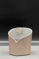 دبله مستطيل ذهب تصميم الماس عيار 18 وزن من 0.9 الى...