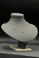 عقد ذهب دمعة مع صدف اخضر