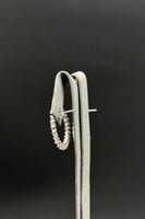 حلق تنس ذهب تصميم الماس عيار 18 وزن من 5.5 الى 5.6...