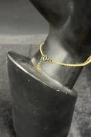 كف كور ذهب صافي عيار 18 وزن 2.2 جرام