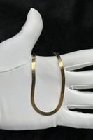 عقد فلات ذهب صافي عيار 18 وزن 7.6 جرام