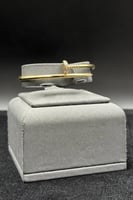 اسوارة مسمار ذهب تصميم الماس عيار 18 وزن 8.75 جرام