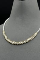 عقد لؤلؤ كور مع ذهب بالأطراف عيار 18 وزن 2.4 جرام