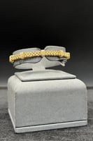 اسوارة ذهب تصميم الماس عيار 18 وزن 15.1 جرام