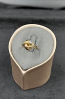 خاتم مكرونة ذهب صافي عيار 18 وزن 1.9 جرام