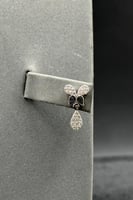 طقم ذهب أبيض بتصميم الماس عيار 18 وزن 11.8 جرام