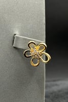 شبكة عروس ذهب عيار 18 بوح الزهرة وزن 28.9 جرام