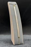 اسوارة ذهب مع باقيت تصميم الماس عيار 18 وزن 10.3 ج...